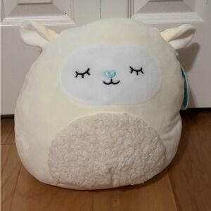 Sophia The Sheep Squishmellow ‘10 Inch New With Tags